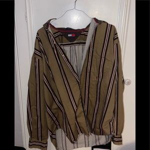 VINTAGE TOMMY HILFIGER BUTTON UP